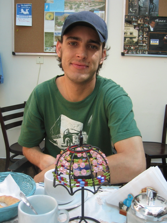 cadu en su desayuno