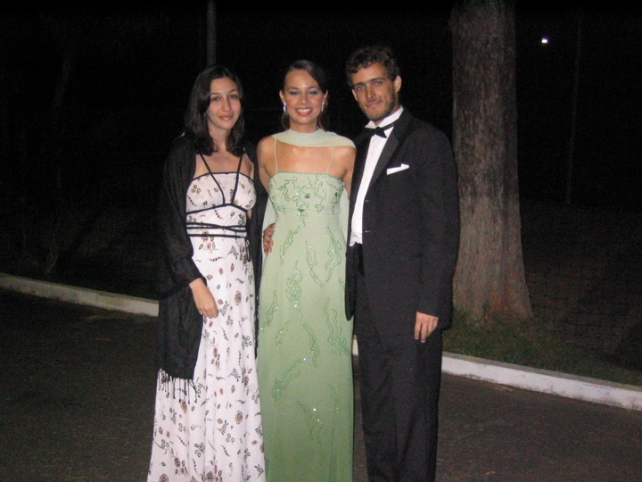 miéia, tici e o garçom