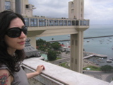 mirella e o elevador
